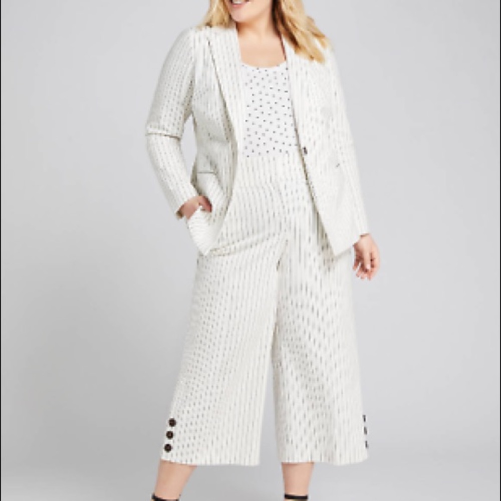 NWT LANE BRYANT STRIPE HIGH RISE BUTTON HEM WIDE LEG CROP PANTS sz 18